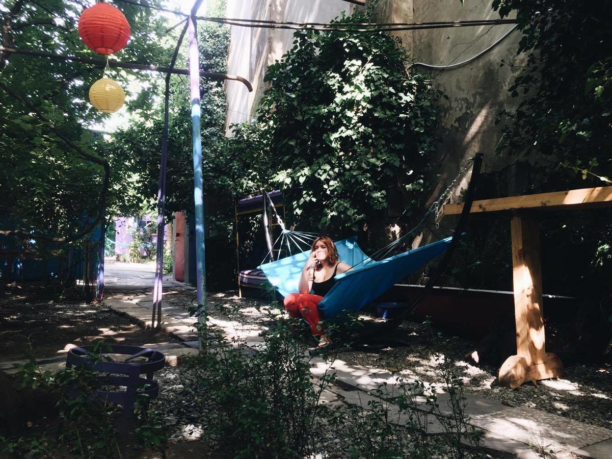 Zgarbi Hostel Tbilisi Exteriör bild