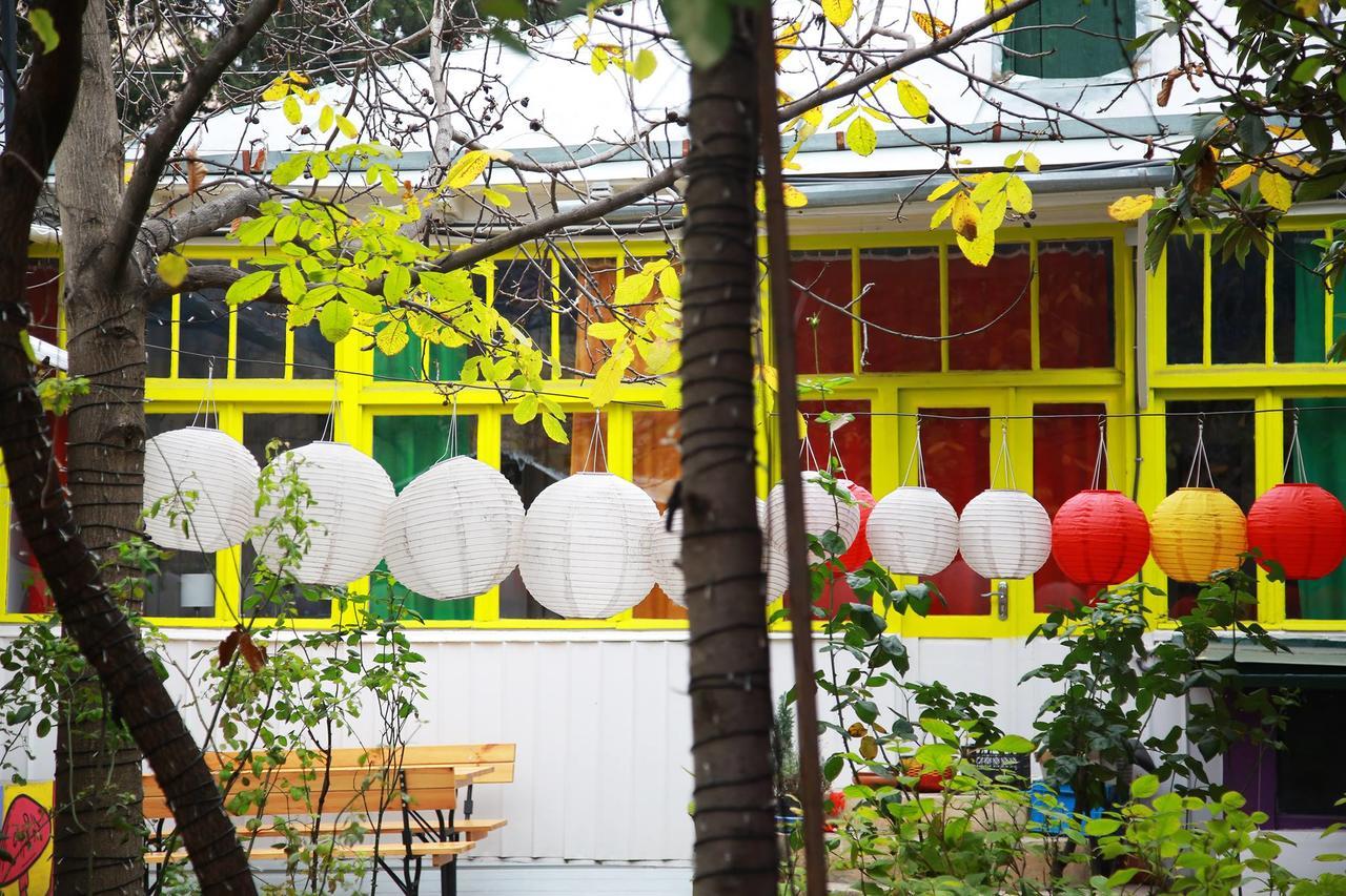 Zgarbi Hostel Tbilisi Exteriör bild