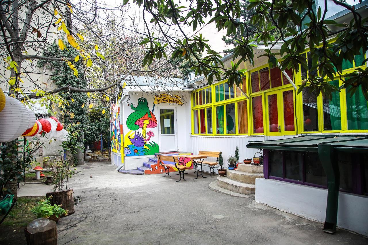 Zgarbi Hostel Tbilisi Exteriör bild